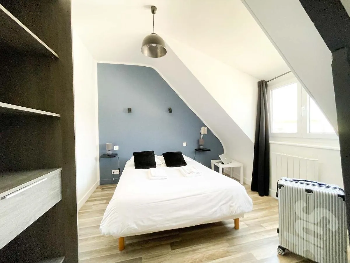 La Marine Hotel Carnac 2*,