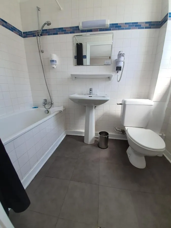 La Marine Hotel Carnac 2*,